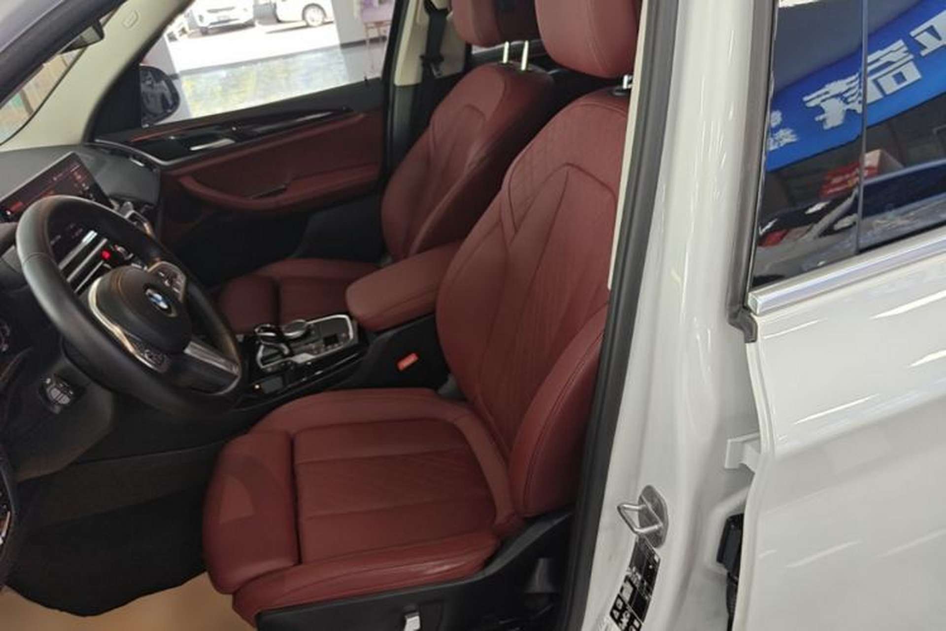 Used BMW X3 2022 Restyled xDrive25i M Sport Package Left Front Seat