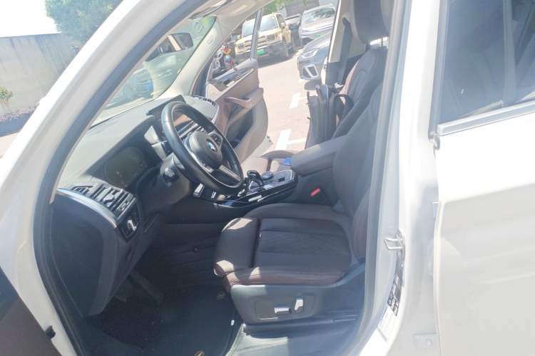 Used BMW X3 2022 xDrive25i M Sport Package Left Front Seat
