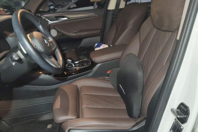 Used BMW X3 2022 Facelift xDrive30i Luxury Edition M Night Edition Package Left Front Seat