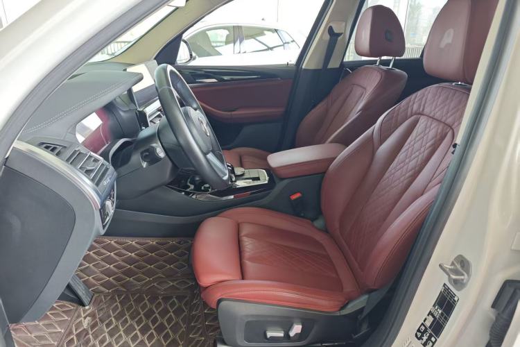 Used BMW X3 2022 Restyled xDrive25i M Sport Package Left Front Seat