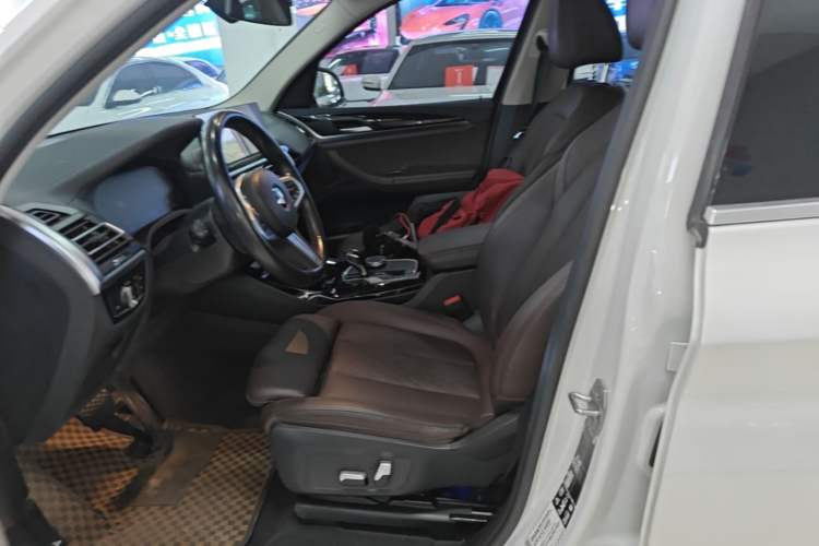 Used BMW X3 2022 xDrive25i M Sport Package Left Front Seat
