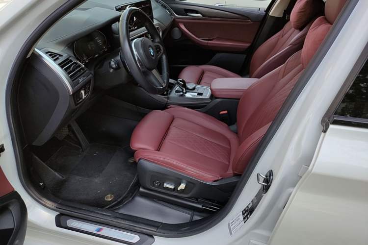 Used BMW X3 2022 xDrive30i Luxury Model M Night Sky Package Left Front Seat