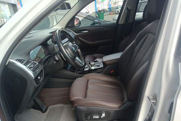 Used BMW X3 2022 xDrive30i Luxury Model M Night Sky Package Left Front Seat