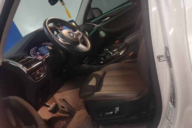 Used BMW X3 2022 Facelift xDrive30i Luxury Edition M Night Edition Package Left Front Seat