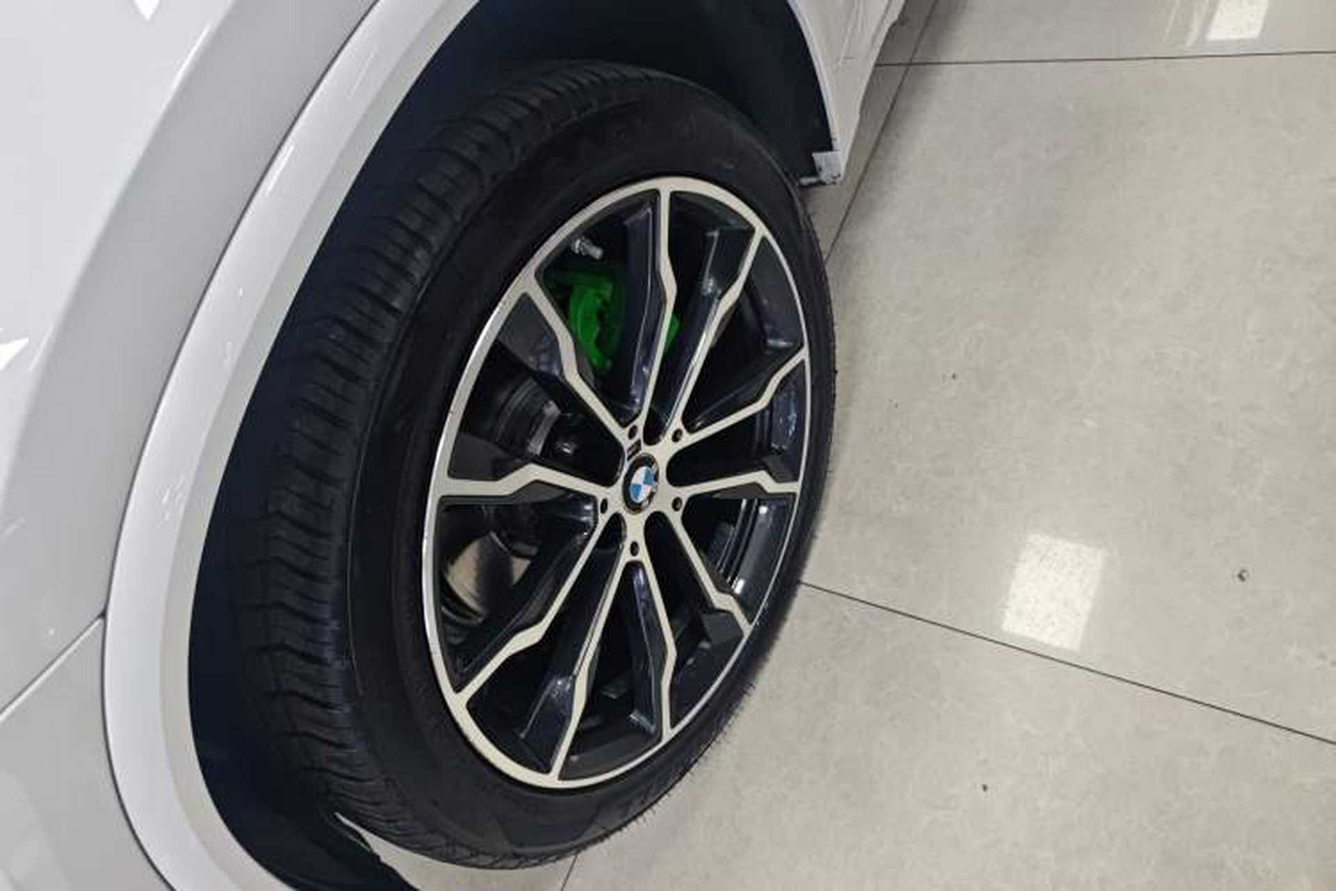 Used BMW X3 2022 Restyled xDrive30i Luxury Edition M Night Sky Package Left Front Wheel Hub