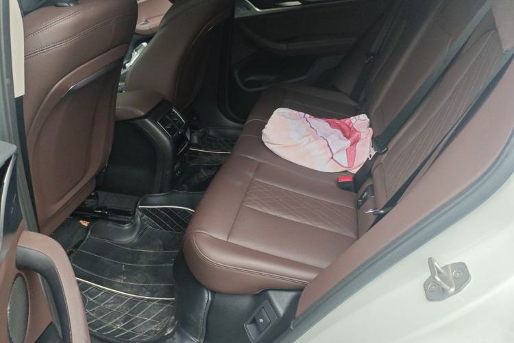 Used BMW X3 2022 xDrive25i M Sport Package Left Rear Seat