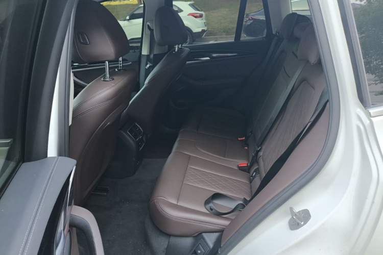 Used BMW X3 2022 xDrive25i M Sport Package Left Rear Seat