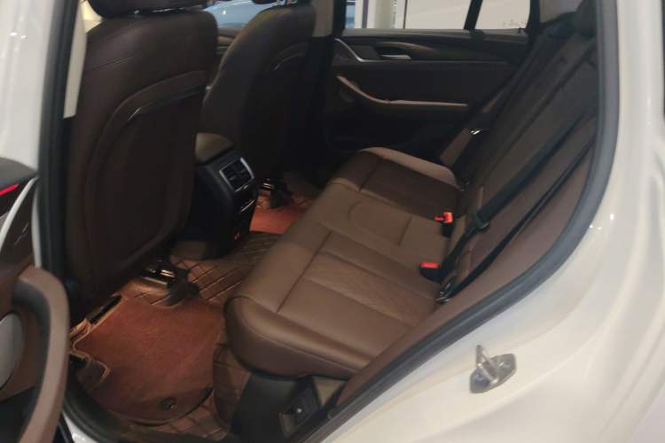 Used BMW X3 2022 xDrive30i Luxury Model M Night Sky Package Left Rear Seat