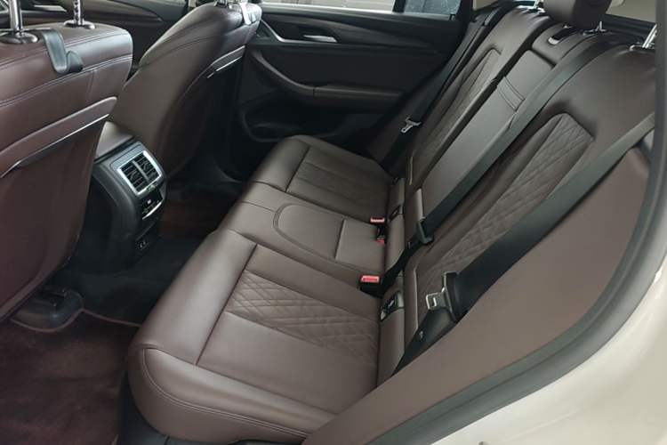 Used BMW X3 2022 xDrive25i M Sport Package Left Rear Seat