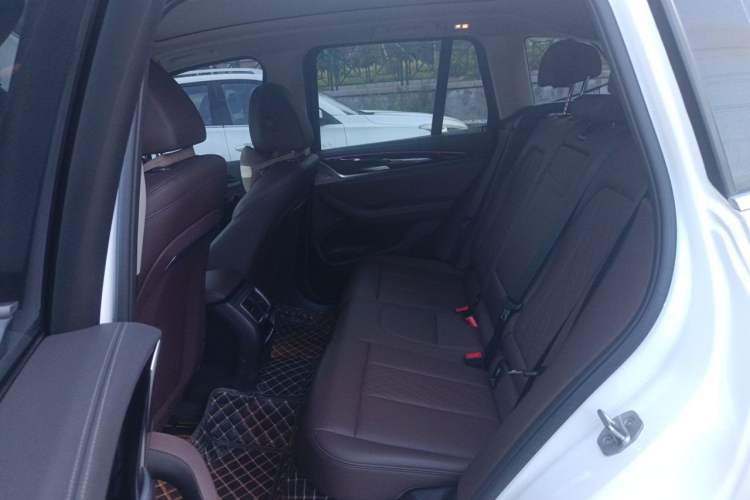 Used BMW X3 2022 xDrive25i M Sport Package Left Rear Seat