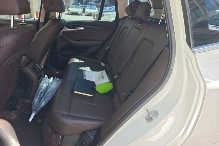 Used BMW X3 2022 xDrive25i M Sport Package Left Rear Seat