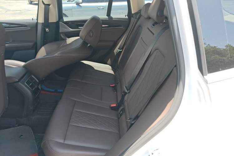 Used BMW X3 2022 xDrive25i M Sport Package Left Rear Seat