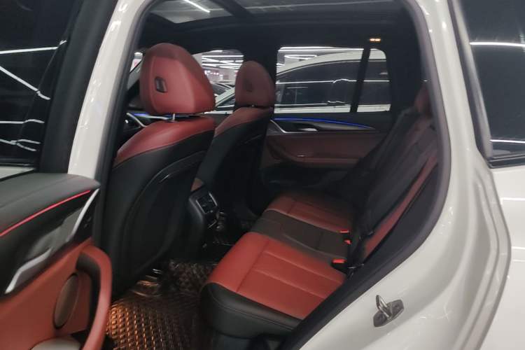 Used BMW X3 2022 Restyled xDrive30i Luxury Edition M Night Sky Package Left Rear Seat