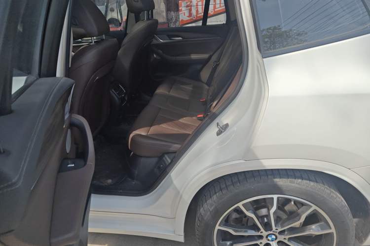 Used BMW X3 2022 xDrive30i Luxury Model M Night Sky Package Left Rear Seat
