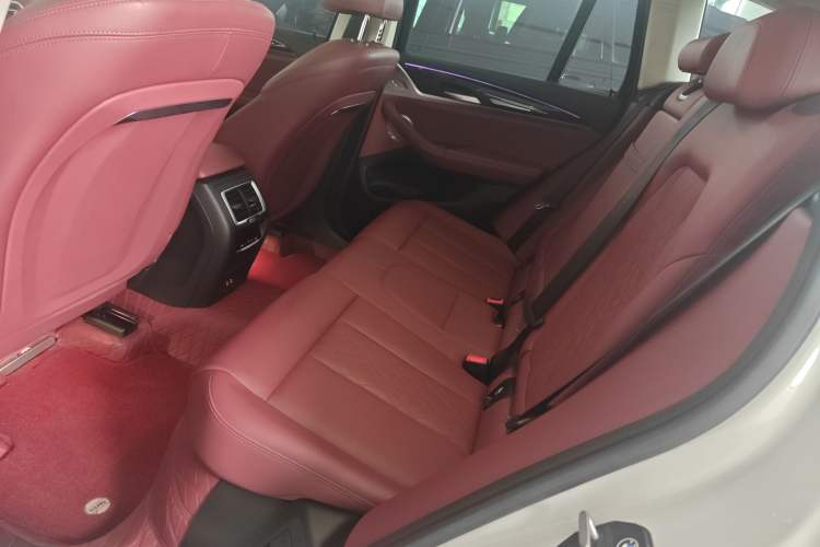 Used BMW X3 2022 xDrive25i M Sport Package Left Rear Seat
