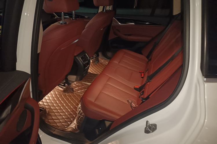Used BMW X3 2022 xDrive25i M Sport Package Left Rear Seat