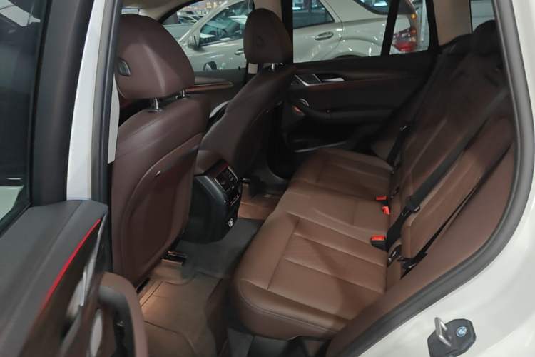 Used BMW X3 2022 xDrive30i Luxury Model M Night Sky Package Left Rear Seat