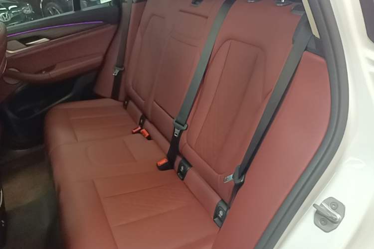 Used BMW X3 2022 Second Facelift xDrive30i Leading Edition M Night Sky Package Left Rear Seat