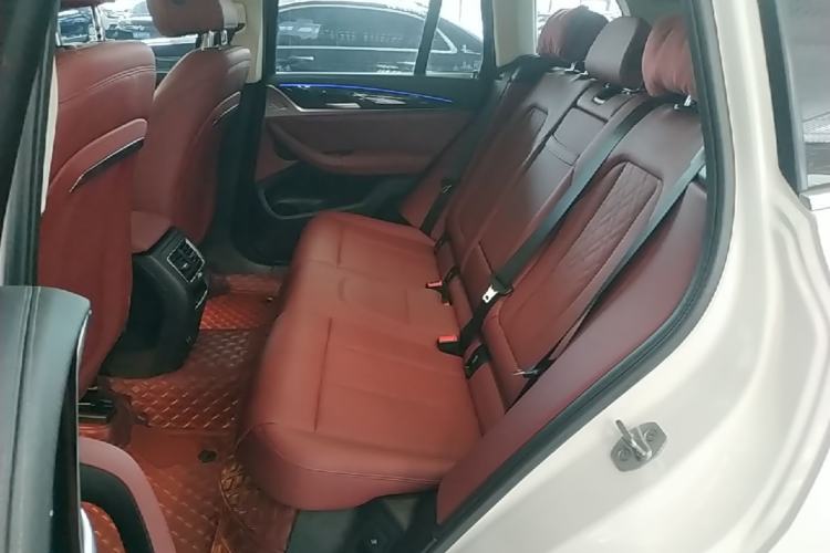 Used BMW X3 2022 Restyled xDrive25i M Sport Package Left Rear Seat