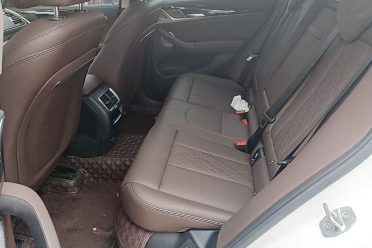 Used BMW X3 2022 xDrive25i M Sport Package Left Rear Seat