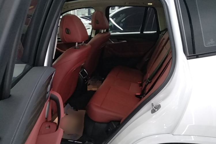 Used BMW X3 2022 Second Facelift xDrive30i Leading Edition M Night Sky Package Left Rear Seat