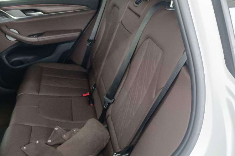Used BMW X3 2022 Second Facelift xDrive30i Leading Edition M Night Sky Package Left Rear Seat