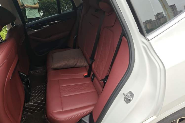 Used BMW X3 2022 xDrive25i M Sport Package Left Rear Seat