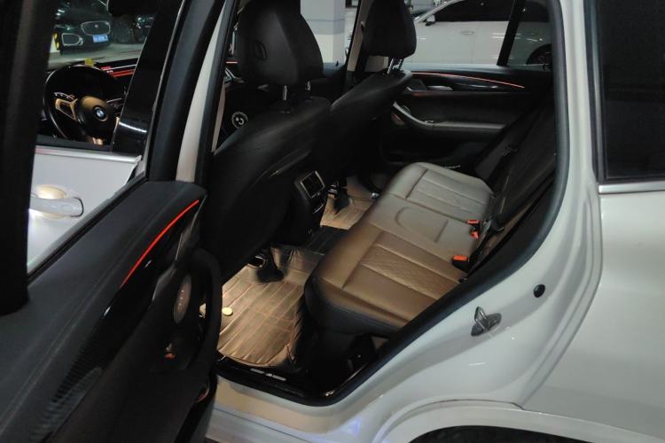 Used BMW X3 2022 Restyled xDrive25i M Sport Package Left Rear Seat