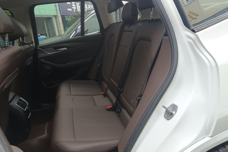 Used BMW X3 2022 Facelift xDrive30i Luxury Edition M Night Edition Package Left Rear Seat