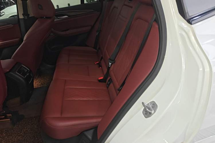 Used BMW X3 2022 xDrive30i Luxury Model M Night Sky Package Left Rear Seat
