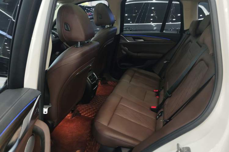 Used BMW X3 2022 xDrive30i Luxury Model M Night Sky Package Left Rear Seat