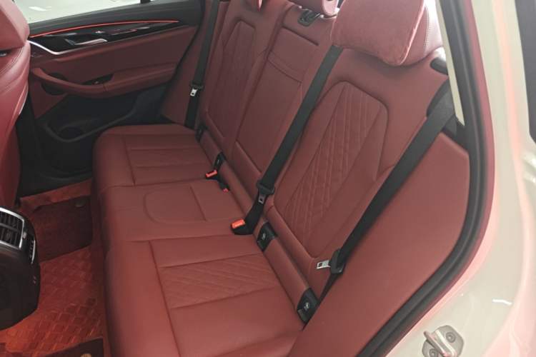 Used BMW X3 2022 Restyled xDrive25i M Sport Package Left Rear Seat
