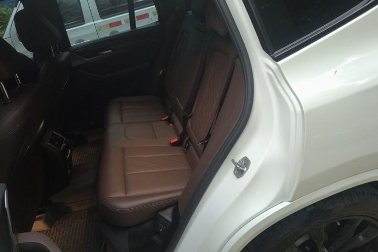 Used BMW X3 2022 Facelift xDrive30i Luxury Edition M Night Edition Package Left Rear Seat