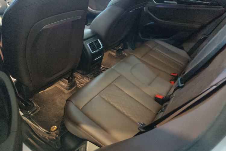 Used BMW X3 2022 xDrive25i M Sport Package Left Rear Seat