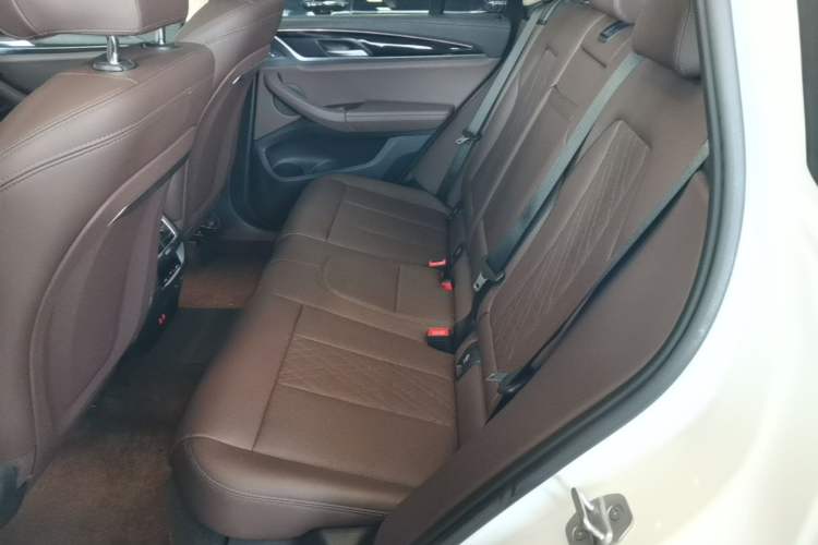 Used BMW X3 2022 Restyled xDrive25i M Sport Package Left Rear Seat