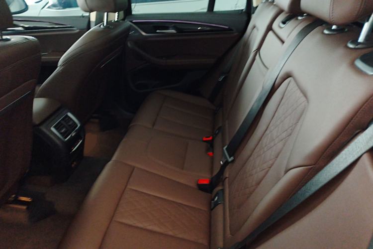 Used BMW X3 2022 Restyled xDrive25i M Sport Package Left Rear Seat