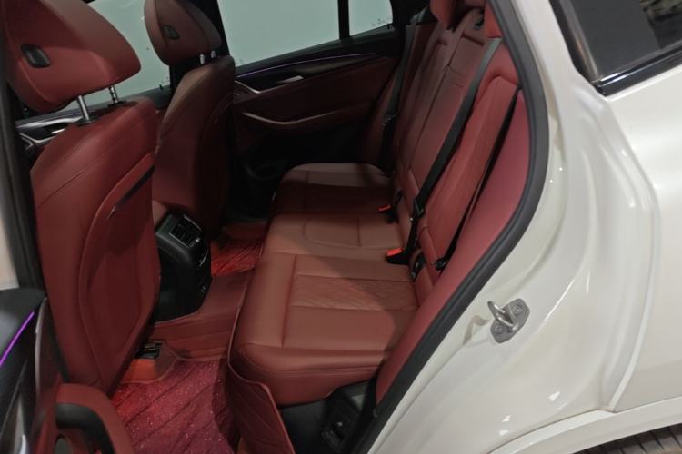 Used BMW X3 2022 Second Facelift xDrive30i Luxury Edition M Night Sky Package Left Rear Seat