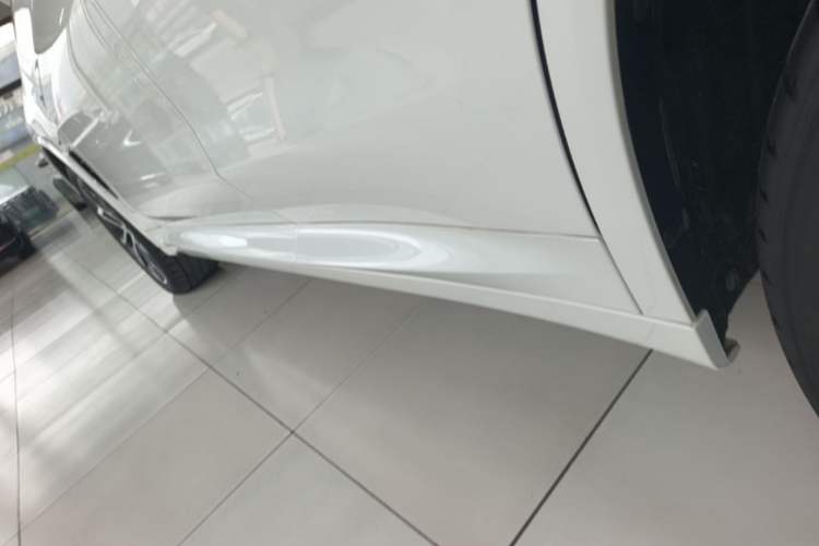 Used BMW X3 2022 Second Facelift xDrive30i Leading Edition M Night Sky Package Left Side Sill