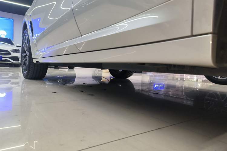 Used BMW X3 2022 Facelift xDrive30i Luxury Edition M Night Edition Package Left Side Sill