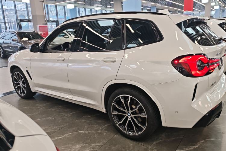 Used BMW X3 2022 Facelift xDrive30i Luxury Edition M Night Edition Package Left Side