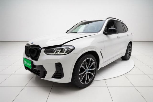 BMW X3 2022 xDrive30i Luxury Model M Night Sky Package مستعملة