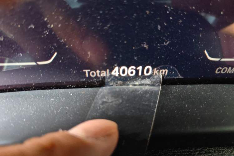 Used BMW X3 2022 xDrive25i M Sport Package Odometer Close Up