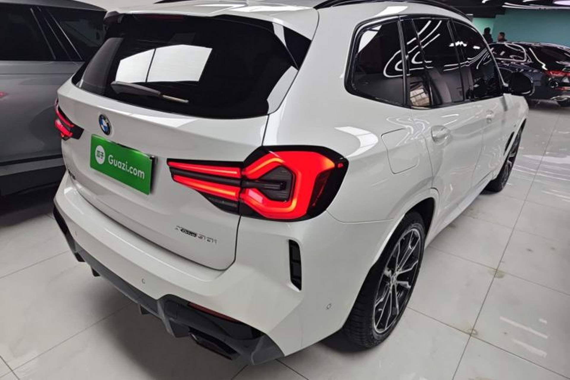 Used BMW X3 2022 Second Facelift xDrive30i Leading Edition M Night Sky Package Rear Right 45 Deg