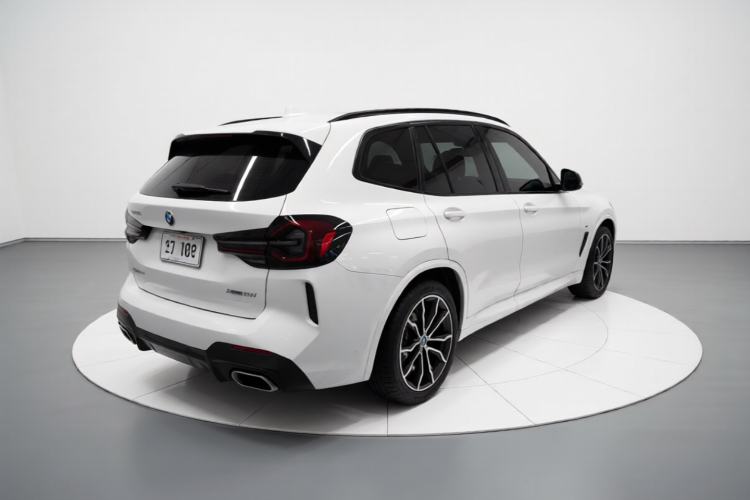 Used BMW X3 2022 Facelift xDrive30i Luxury Edition M Night Edition Package Rear Right 45 Deg