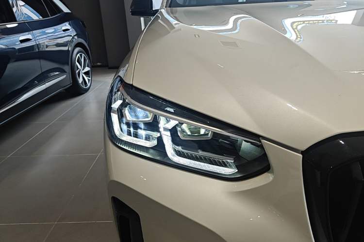 Used BMW X3 2022 xDrive30i Luxury Model M Night Sky Package Right Front Headlight