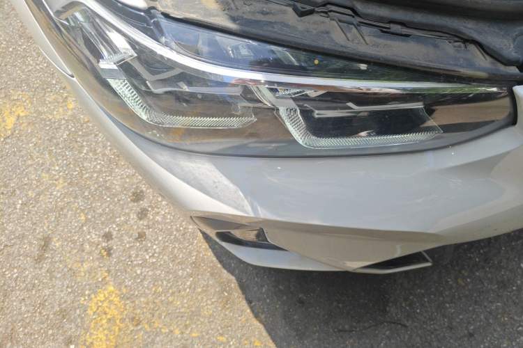 Used BMW X3 2022 Facelift xDrive30i Luxury Edition M Night Edition Package Right Front Headlight