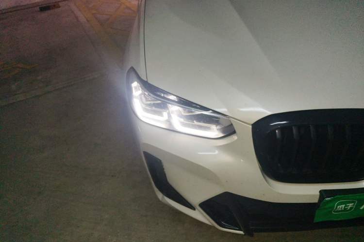 Used BMW X3 2022 Facelift xDrive30i Luxury Edition M Night Edition Package Right Front Headlight