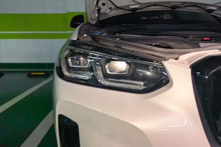 Used BMW X3 2022 Facelift xDrive30i Luxury Edition M Night Edition Package Right Front Headlight