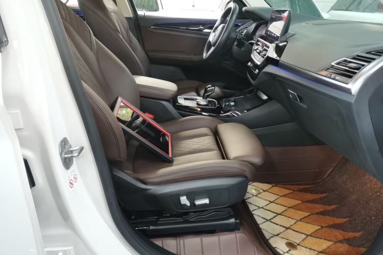Used BMW X3 2022 Restyled xDrive25i M Sport Package Right Front Seat