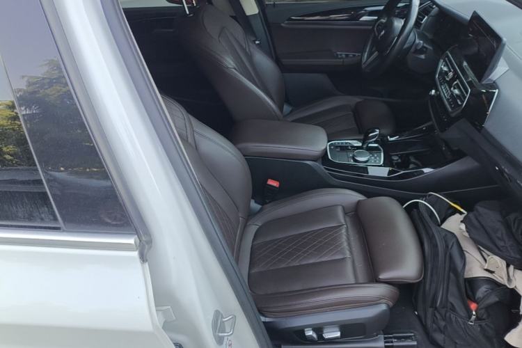 Used BMW X3 2022 xDrive25i M Sport Package Right Front Seat